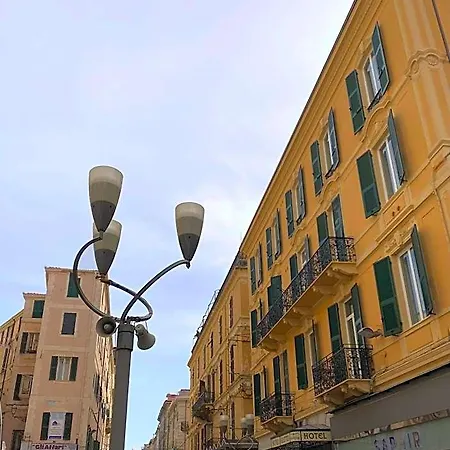 Eletto Hotel 3*